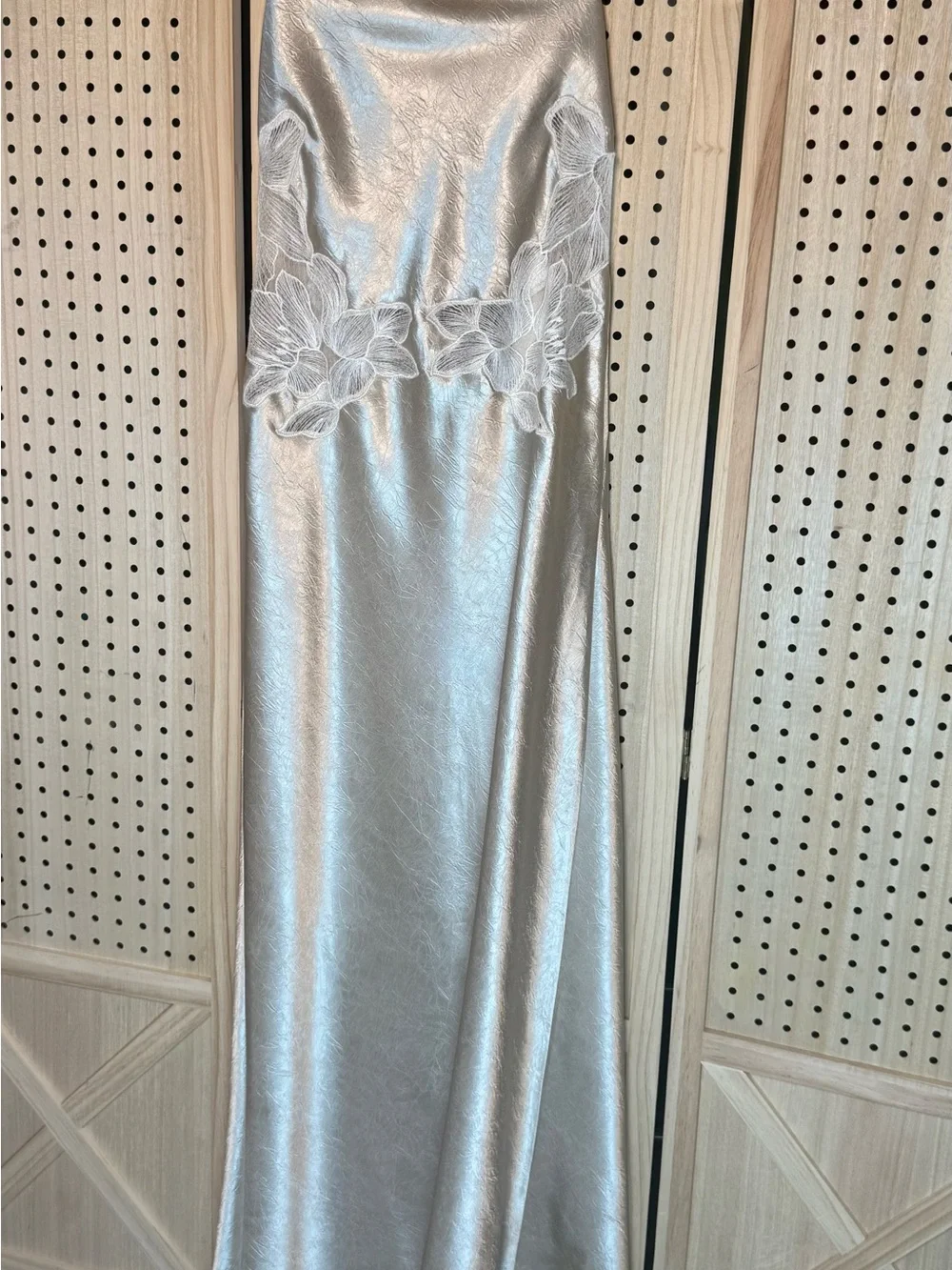 H&M Champagne Metallic Floral Appliqué Open Back Maxi Dress XS Y2K Formal - Picture 2 of 11
